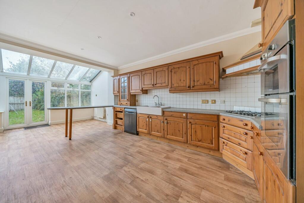 Additional property image - Priorygate Court, Castle Cary, BA7