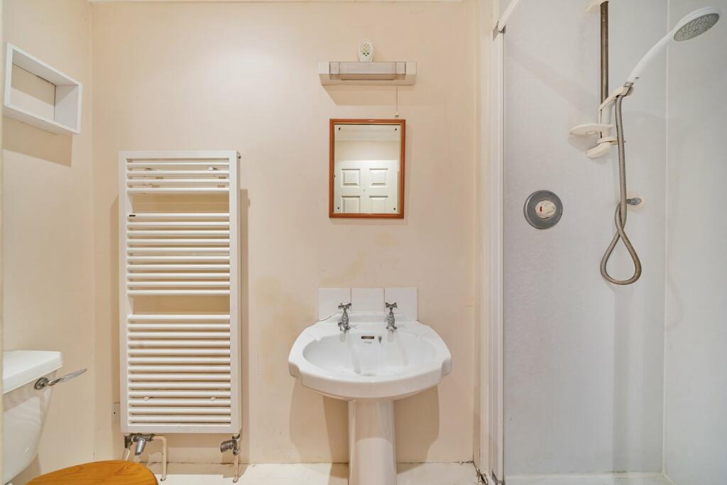 Additional property image - Priorygate Court, Castle Cary, BA7