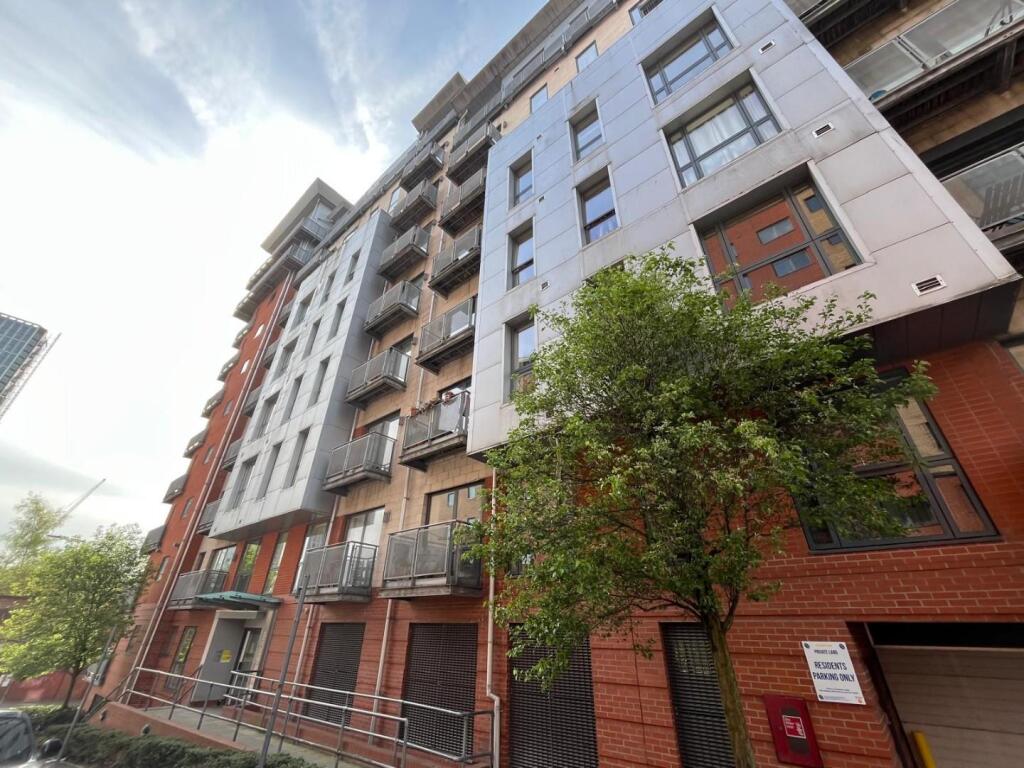 Main image of property: Lord Street, Manchester