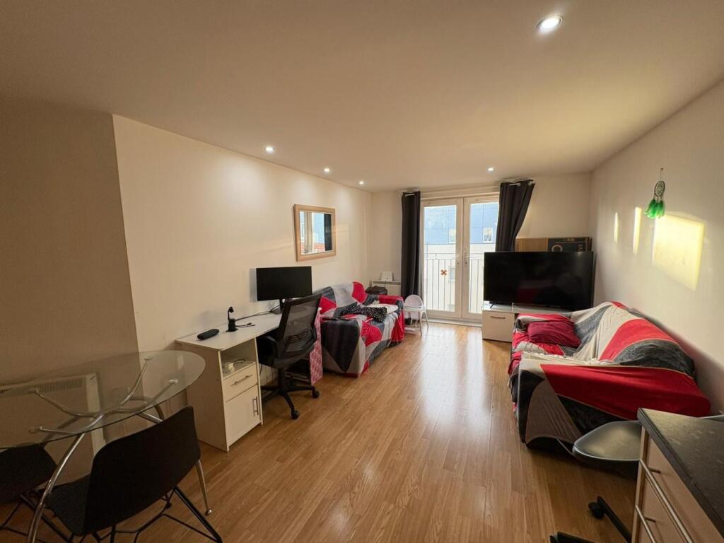 Main image of property: Gilbert House, Elmira Way, Salford, M5 3DE