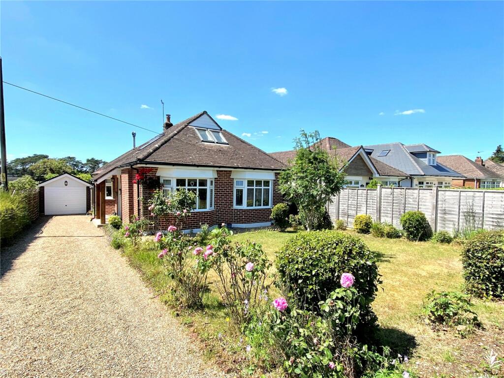3 bedroom bungalow for sale in Christchurch Road, Kingston, Ringwood, BH24