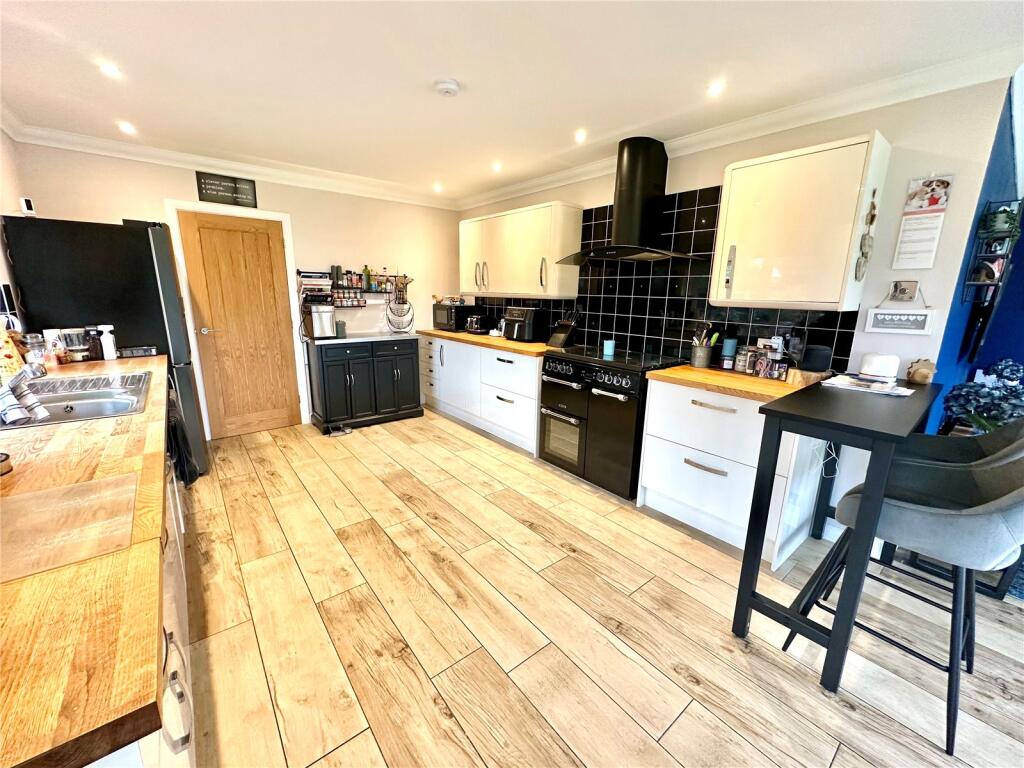 Additional property image - Braeside Road, St. Leonards, Ringwood, Dorset, BH24