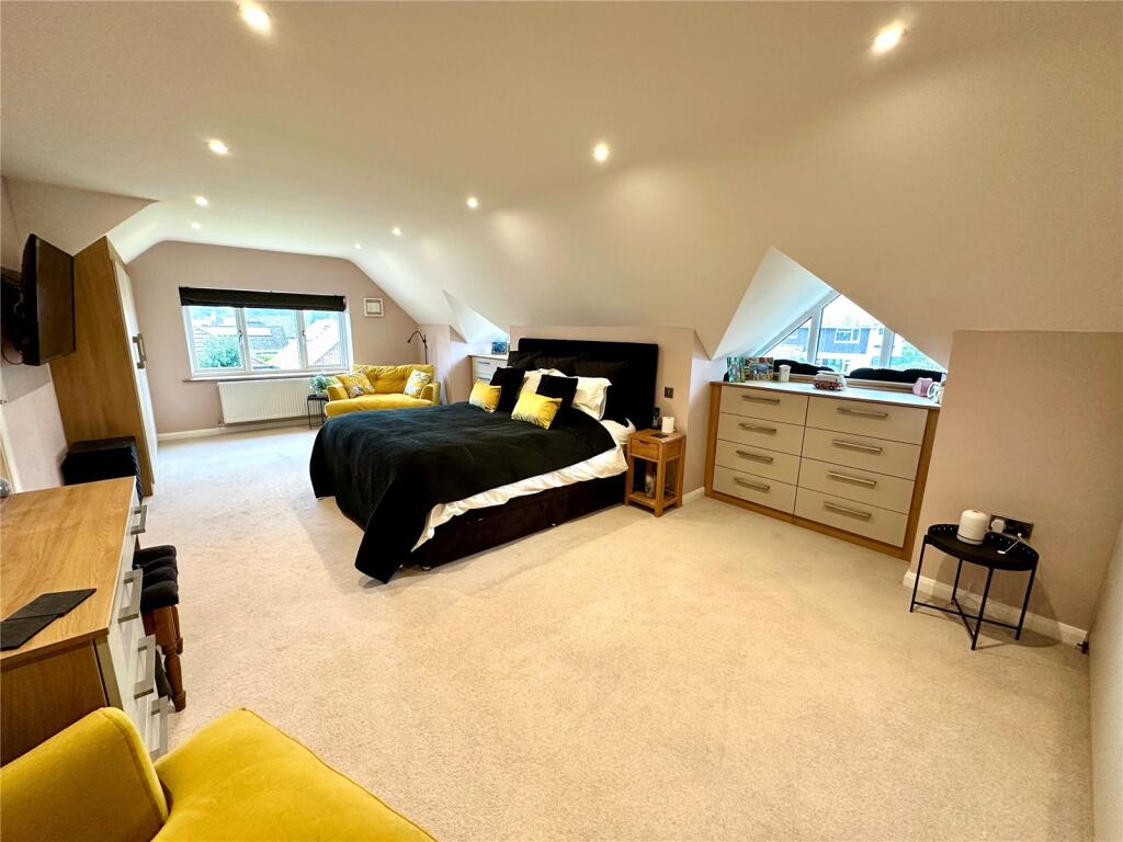 Additional property image - Braeside Road, St. Leonards, Ringwood, Dorset, BH24