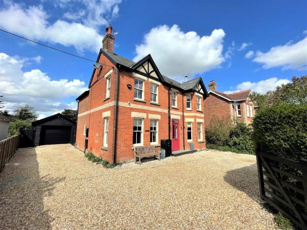 Main image of property: Salisbury Road, Fordingbridge, Hampshire, SP6