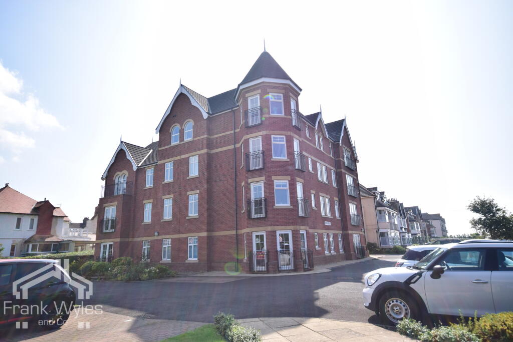 Main image of property: Flat 6, Dunes House, 1 Fairhaven Road, Lytham St. Annes, Lancashire