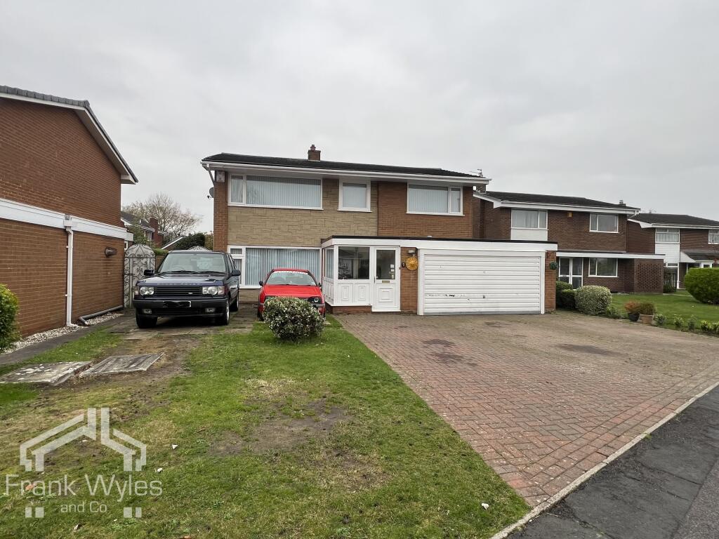 Main image of property: Silverdale Road, Lytham St Annes, FY8 3RE