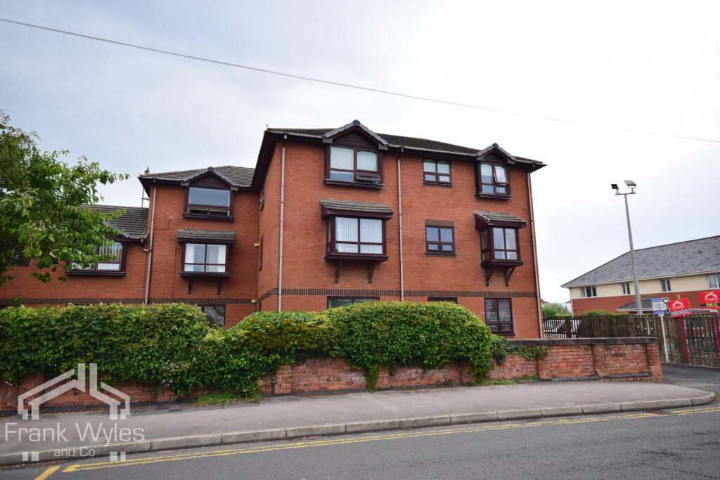 Main image of property: Flat 8, Braidwood Court, 90 St. Andrews Road North, Lytham St. Annes, Lancashire