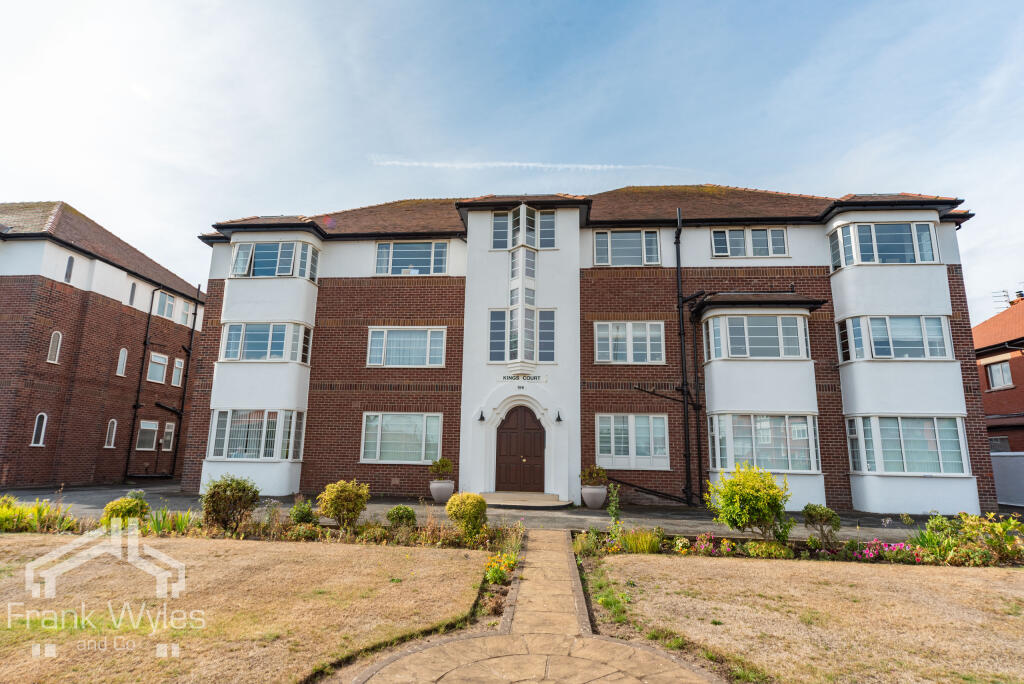 Main image of property: Flat 4, Kings Court, 196 Clifton Drive South, Lytham St. Annes, Lancashire