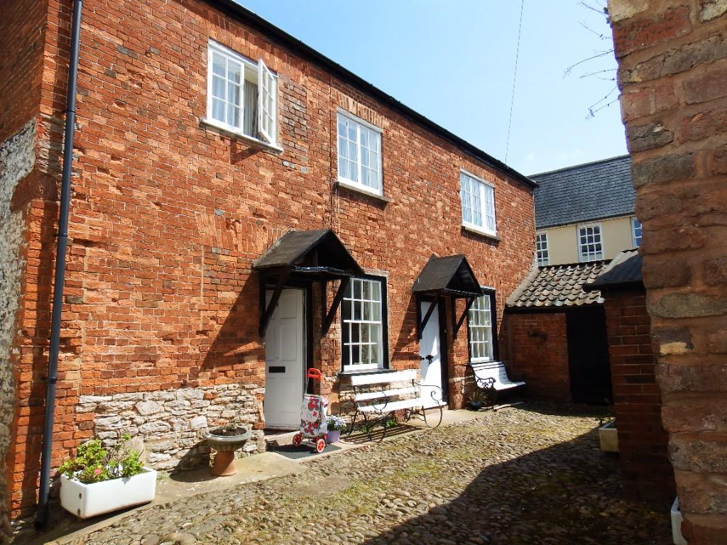 Main image of property: Fore Street, EX3