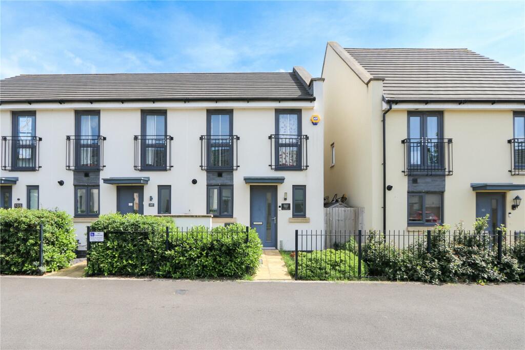 2 bedroom end of terrace house for sale in Wood Street, Charlton Hayes