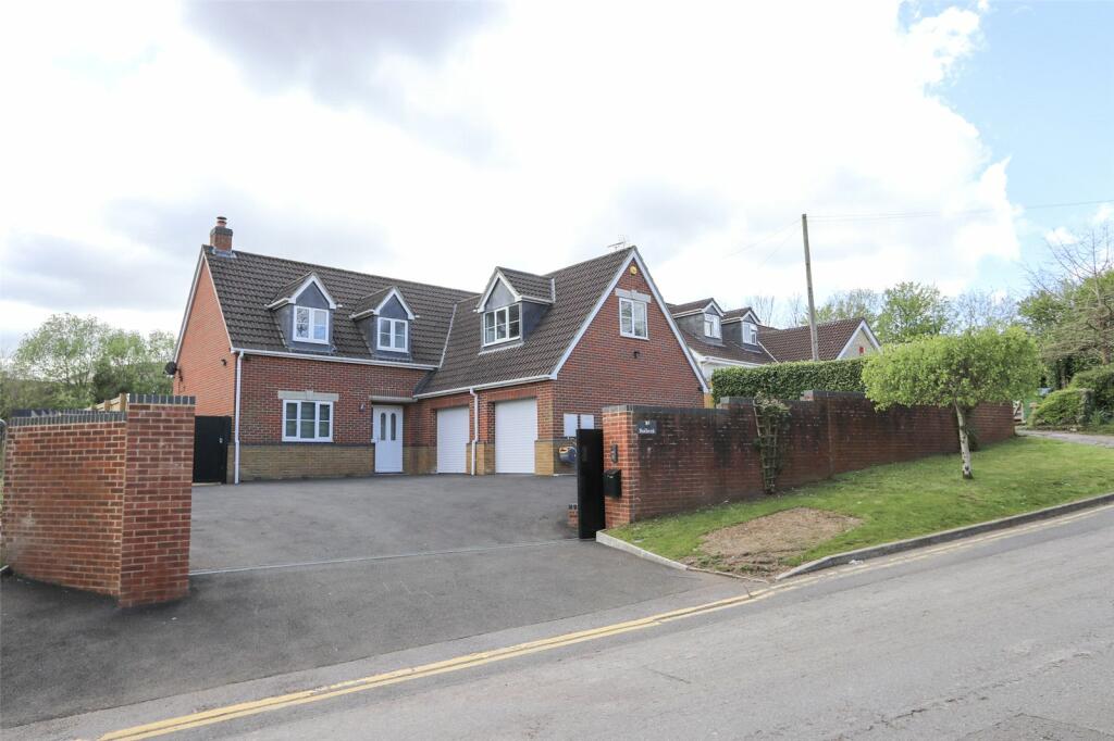 5 bedroom detached house for sale in Filton Road, Hambrook, Bristol, South Gloucestershire, BS16