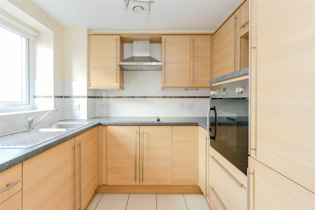 Additional property image - Savages Wood Road, Bradley Stoke, Bristol, South Gloucestershire, BS32