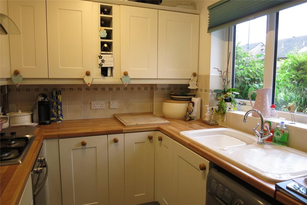 Additional property image - Ratcliffe Drive, Stoke Gifford, Bristol, BS34