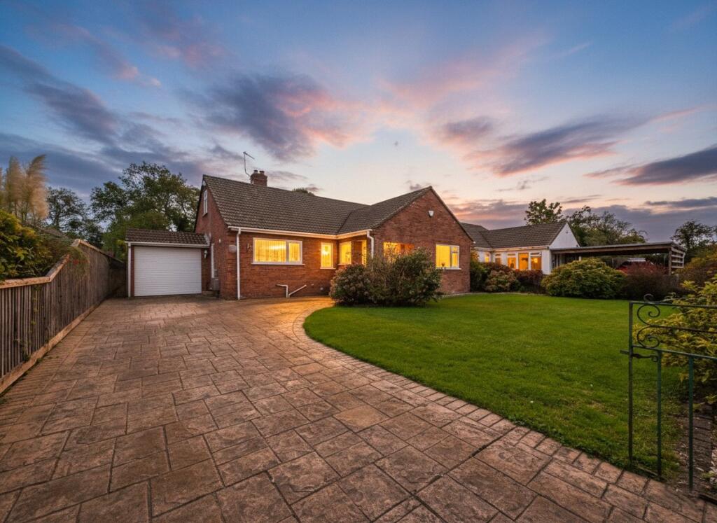 Main image of property: Crantock Drive, Almondsbury, Bristol, South Gloucestershire, BS32