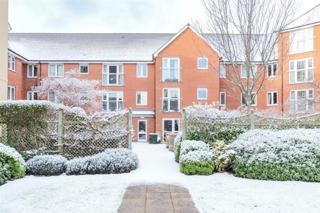 Main image of property: Savages Wood Road, Bradley Stoke, Bristol, South Gloucestershire, BS32