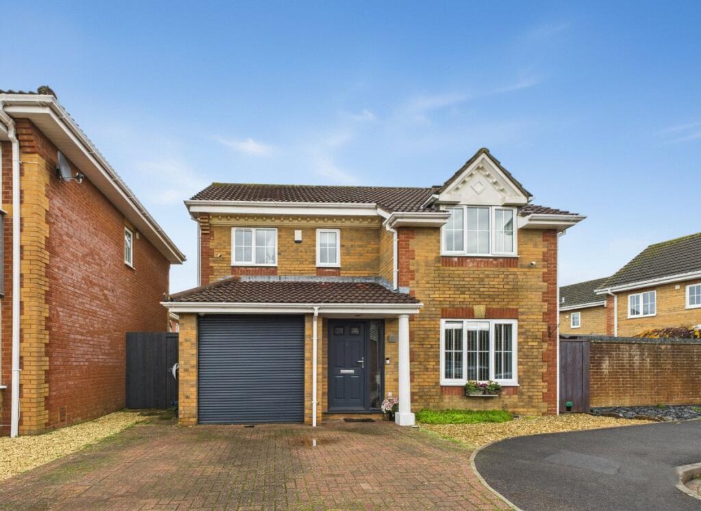 Main image of property: Meadow Way, Bradley Stoke, Bristol, South Gloucestershire, BS32
