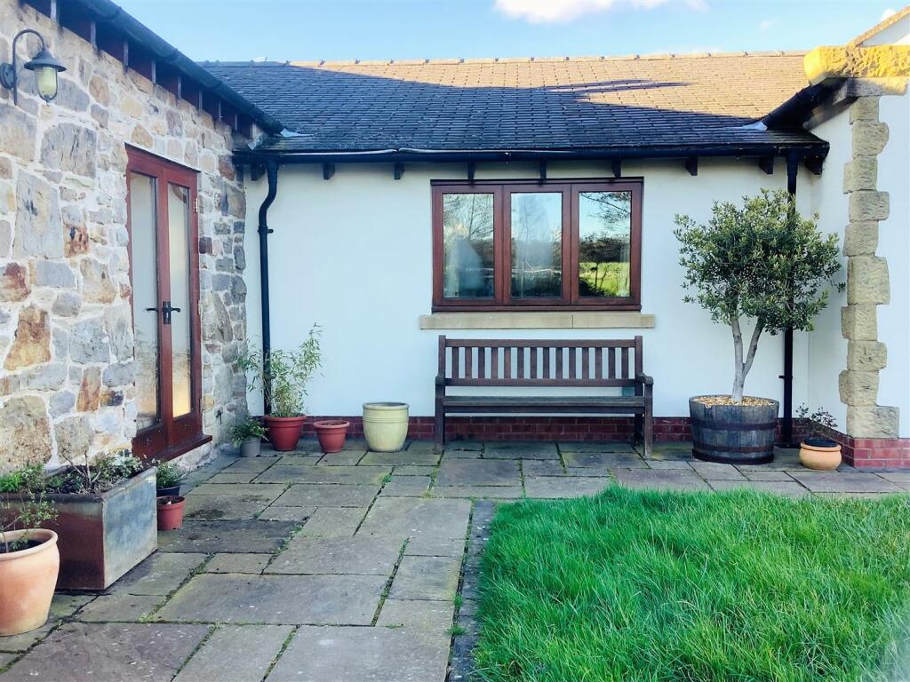 4 bedroom detached bungalow for sale in Leadbrook Drive, Flint, CH6