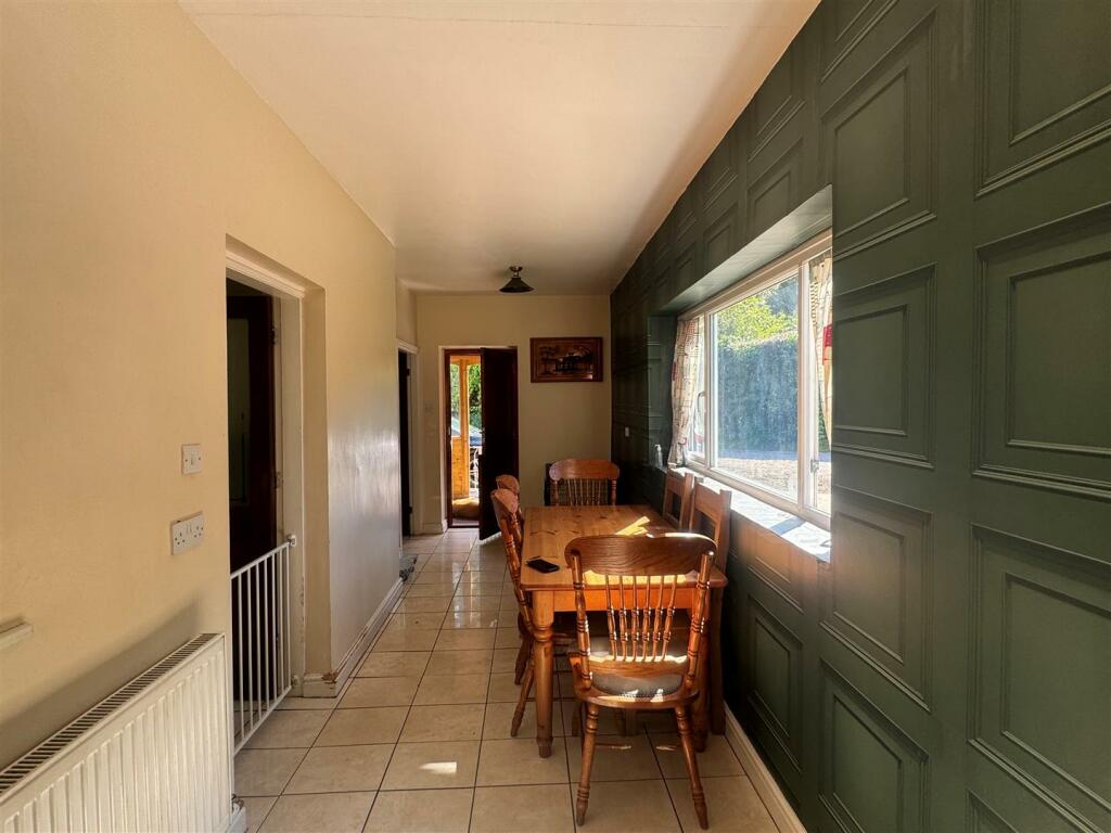 Additional property image - St. Asaph Road, Lloc