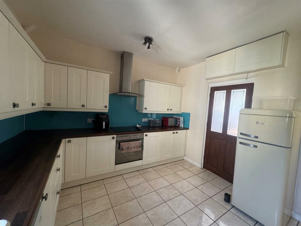 Additional property image - St. Asaph Road, Lloc
