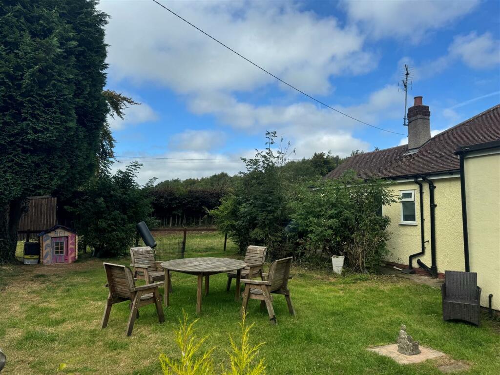 Additional property image - St. Asaph Road, Lloc