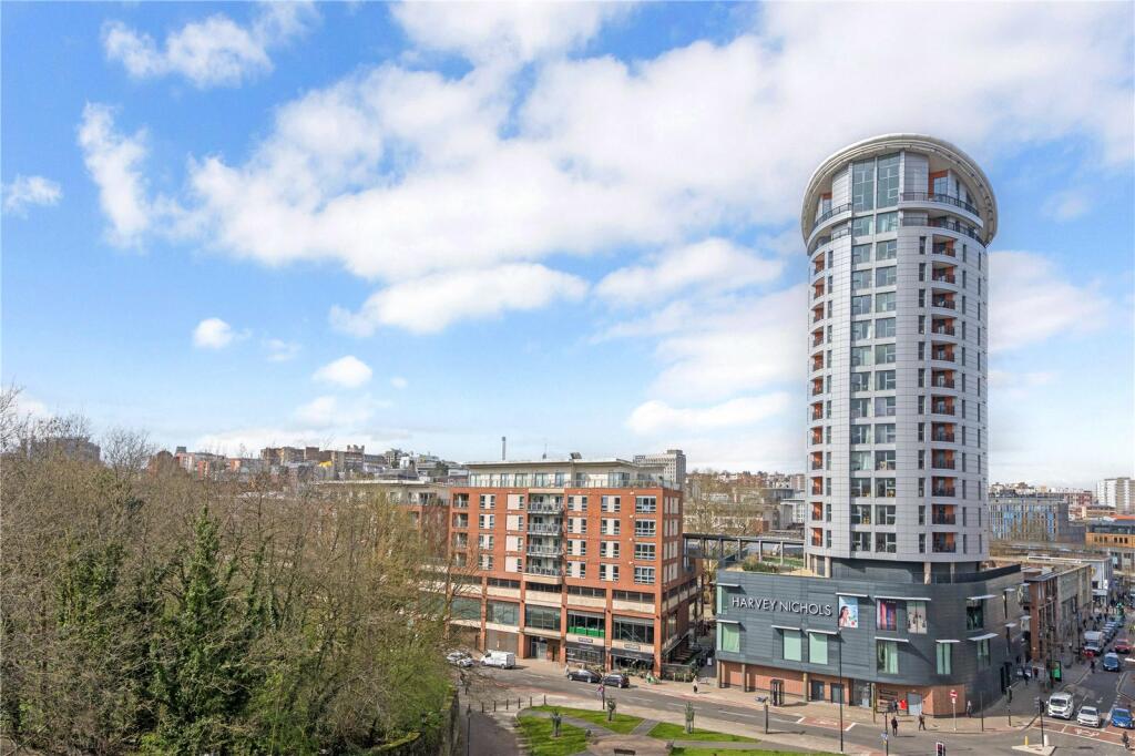 2 bedroom apartment for sale in Broad Weir, Bristol, Somerset, BS1