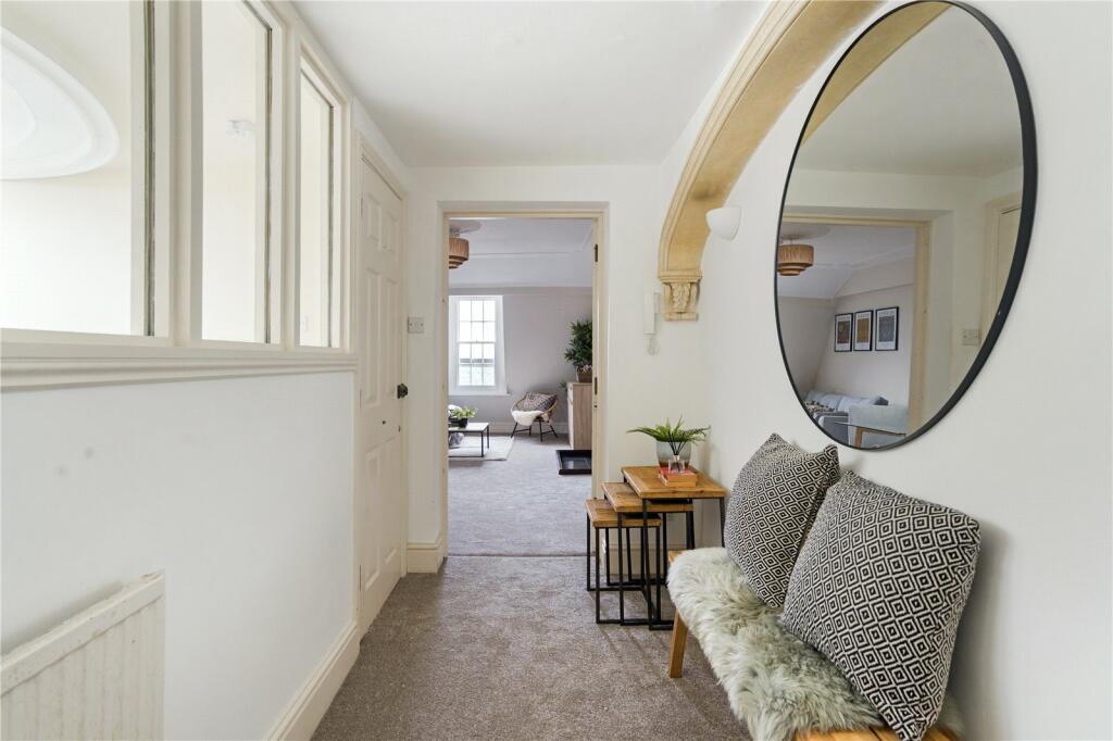 Additional property image - Royal York Crescent, Clifton, Bristol, BS8