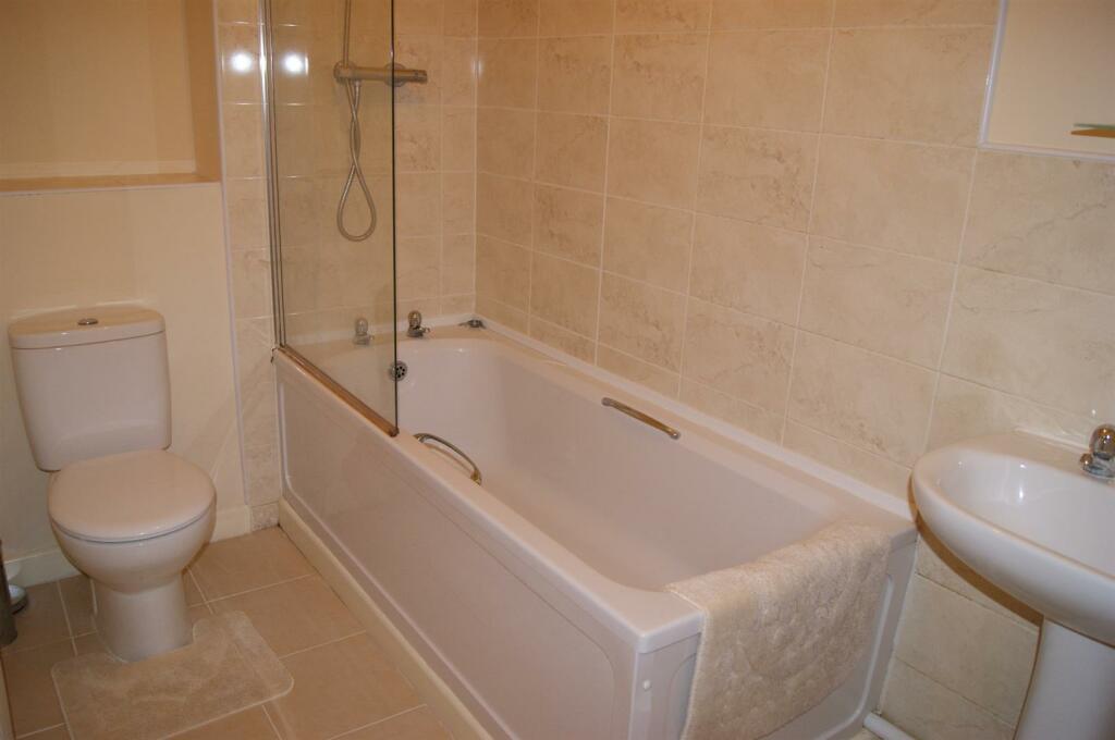 Additional property image - 40 Signet Square, Stoke, Coventry