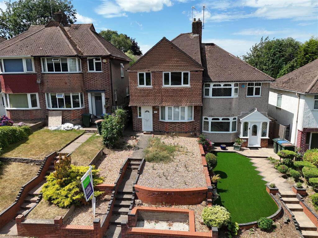 Main image of property: Glendower Avenue Whoberley Coventry