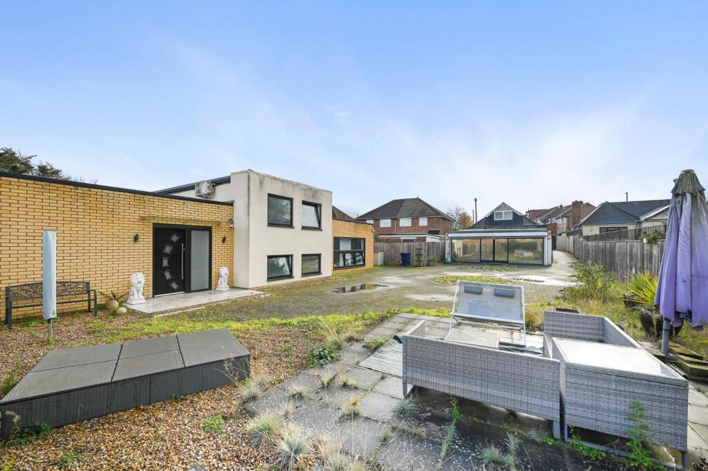 Main image of property: Ferrymead Avenue, Greenford