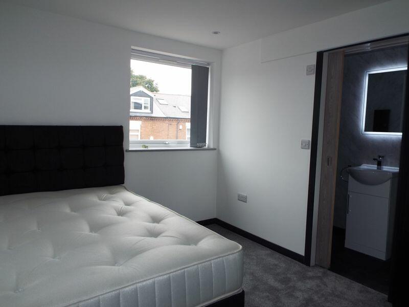 Additional property image - RS Apartments, Lindon House, Heeley Road, Birmingham, B29 6EN