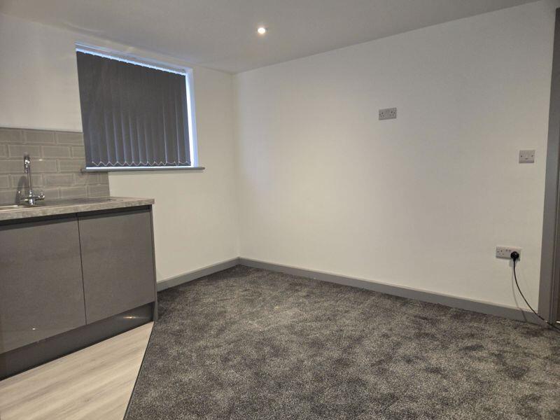 Additional property image - Apartment 2, 172 Tiverton Road, Selly Oak, Birmingham, B29 6BU