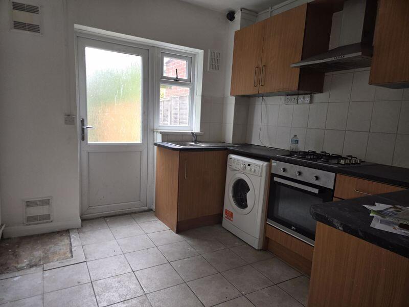 Main image of property: Broadfield Walk, Birmingham B16 8AN