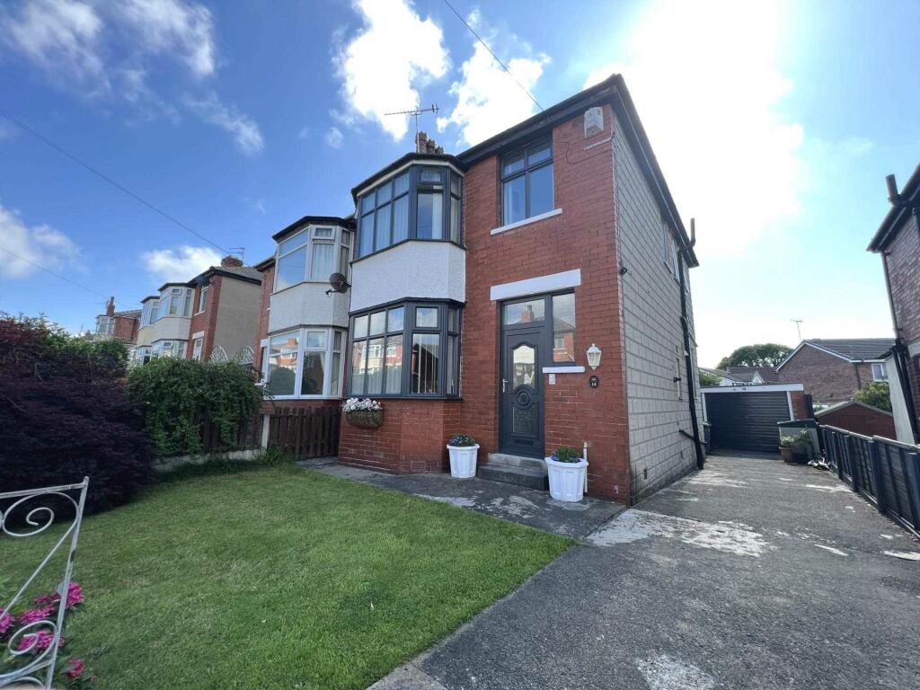 3 bedroom semidetached house for sale in Weymouth Road, Blackpool, FY3
