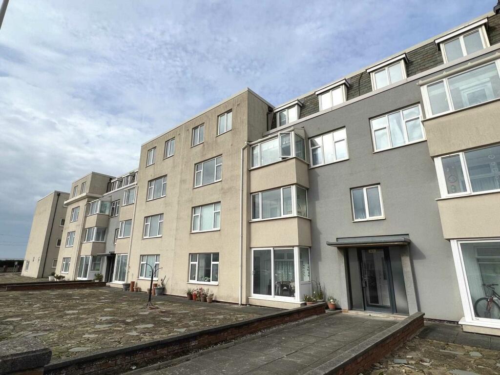 2 bedroom flat for sale in Crescent Court, Abercorn Place, Blackpool