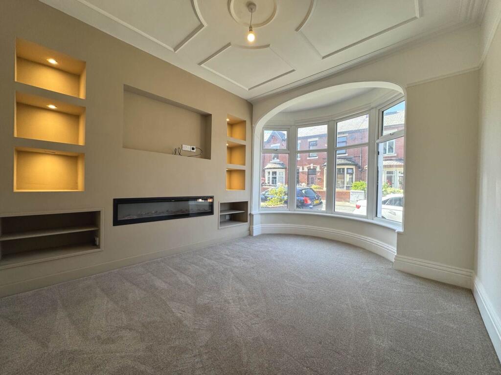 3 bedroom semi-detached house