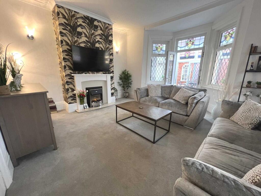 3 bedroom semi-detached bungalow