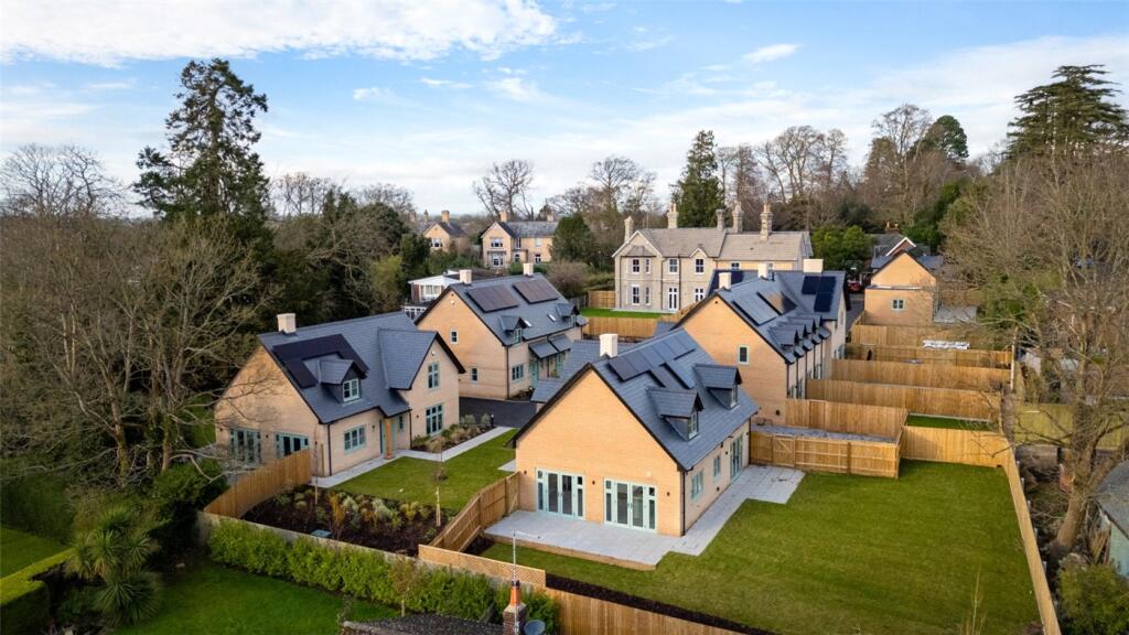 Additional property image - Rowlands Hill, Wimborne, Dorset, BH21