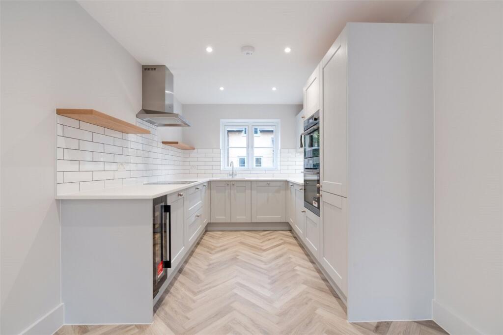 Additional property image - Rowlands Hill, Wimborne, Dorset, BH21
