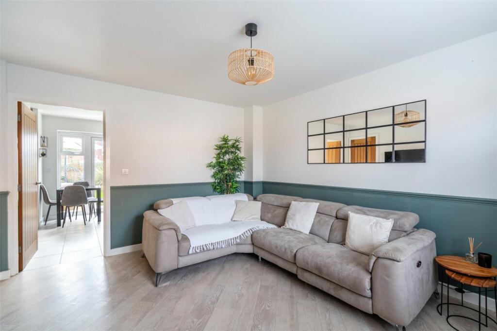 Additional property image - Wheatsheaf Road, Wimborne, Dorset, BH21