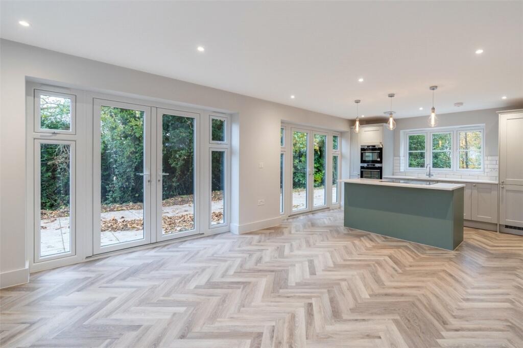 Additional property image - Rowlands Hill, Wimborne, Dorset, BH21