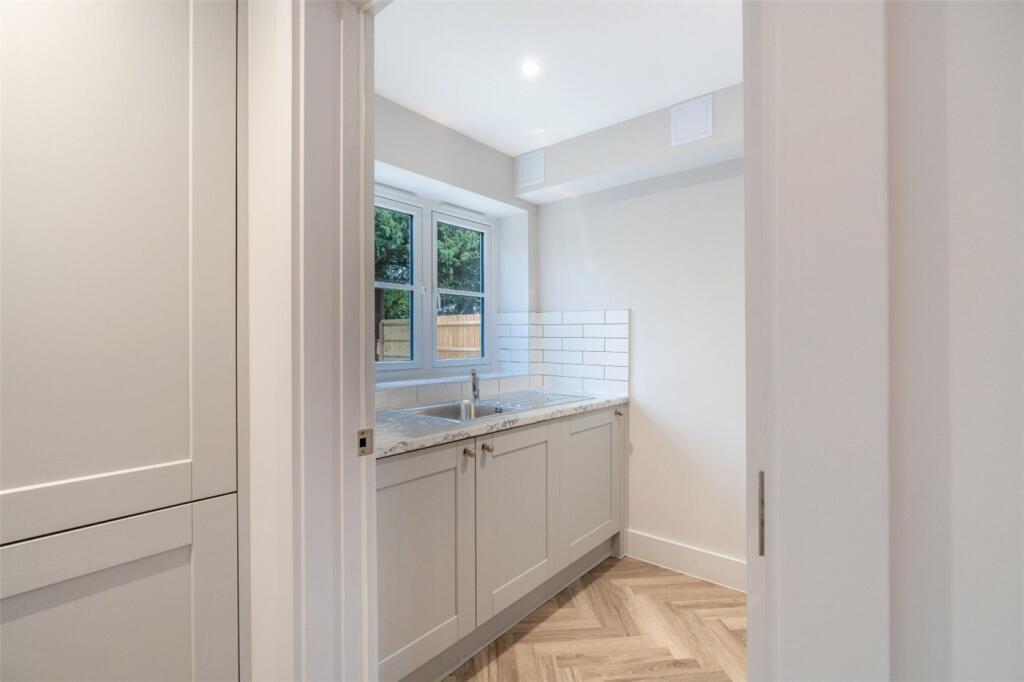 Additional property image - Rowlands Hill, Wimborne, Dorset, BH21