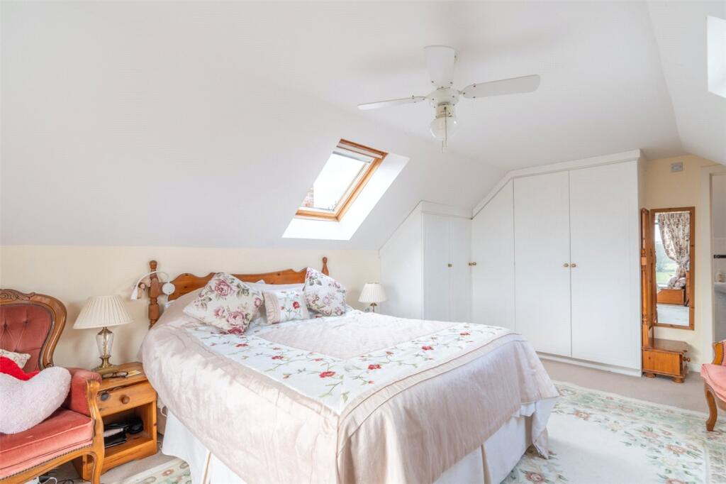 Additional property image - Broomhill, Wimborne, Dorset, BH21
