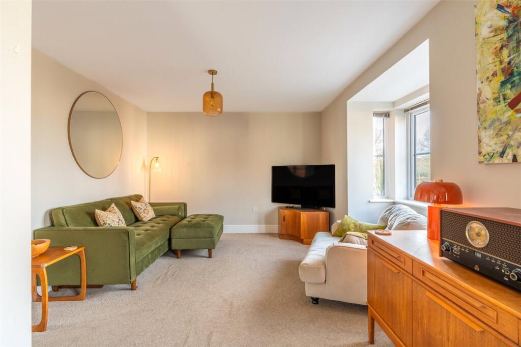 Additional property image - Ryan Way, Wimborne, Dorset, BH21