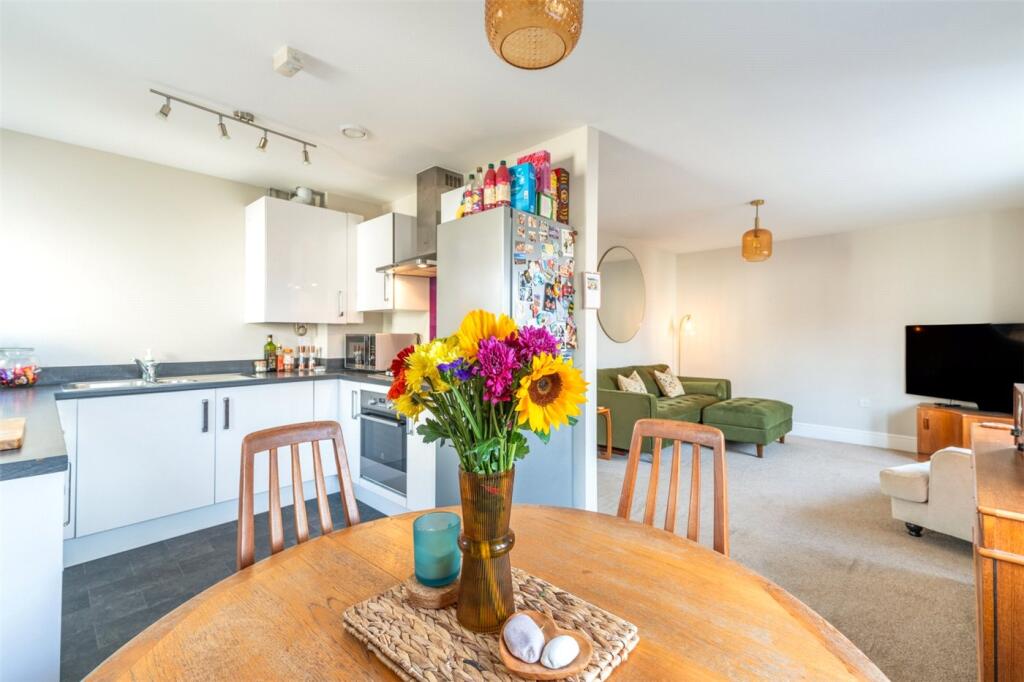 Additional property image - Ryan Way, Wimborne, Dorset, BH21