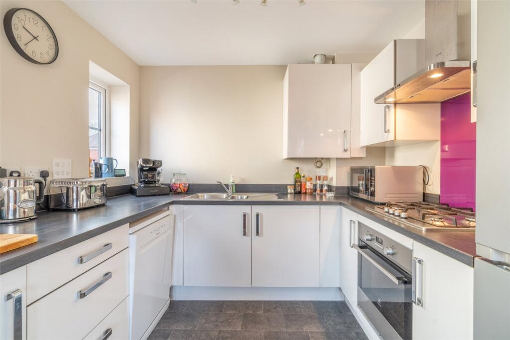 Additional property image - Ryan Way, Wimborne, Dorset, BH21
