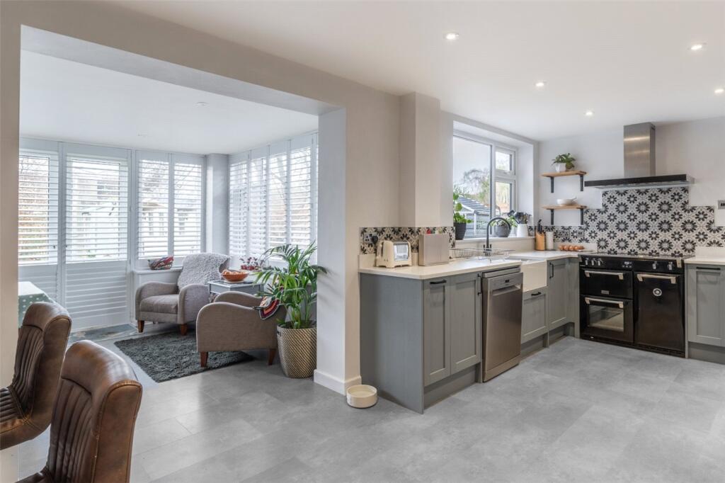 Additional property image - Hayes Lane, Colehill, Wimborne, Dorset, BH21