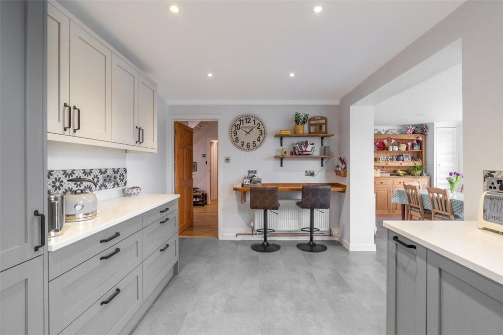 Additional property image - Hayes Lane, Colehill, Wimborne, Dorset, BH21