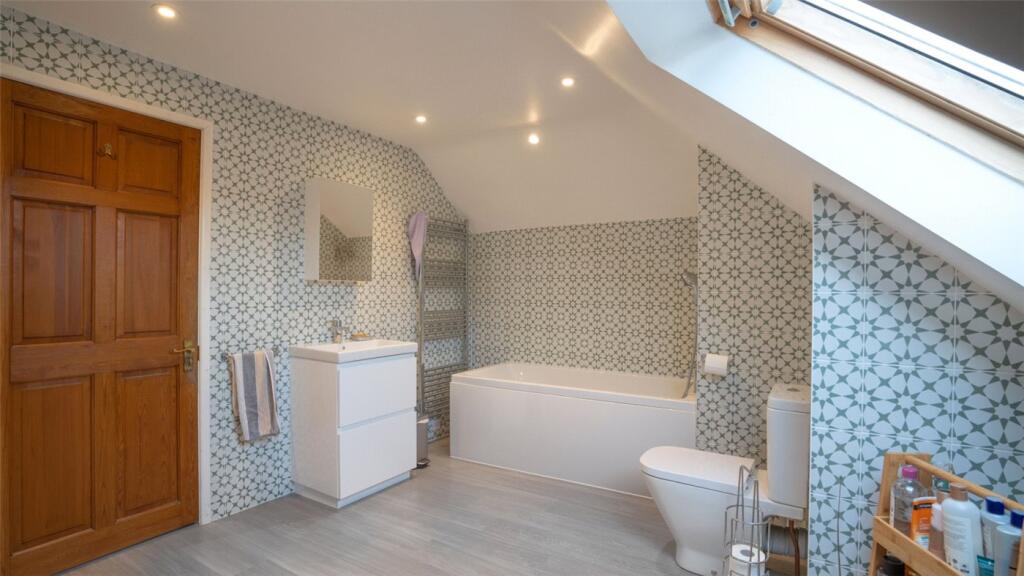 Additional property image - Hayes Lane, Colehill, Wimborne, Dorset, BH21