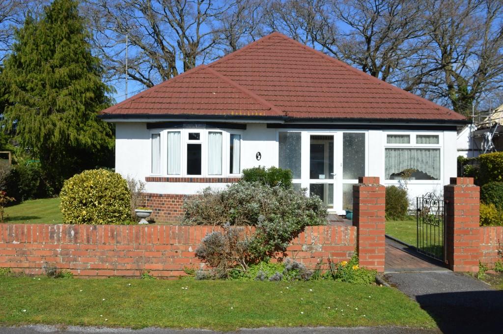 3 bedroom detached bungalow for sale in Hayes Close, Wimborne, Dorset, BH21