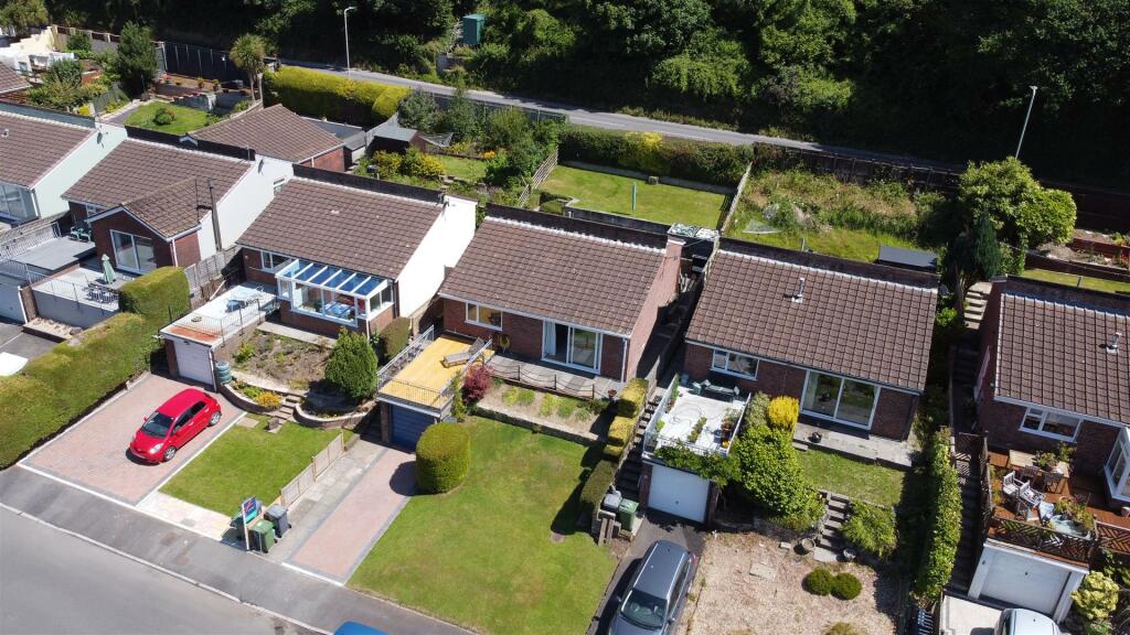 Main image of property: Hillington, Ilfracombe